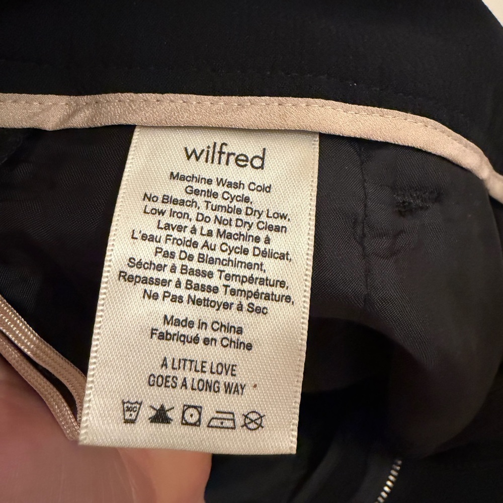 Aritzia Wilfred Straight Cropped Black Slacks with Side Stripes - Picture 5 of 7